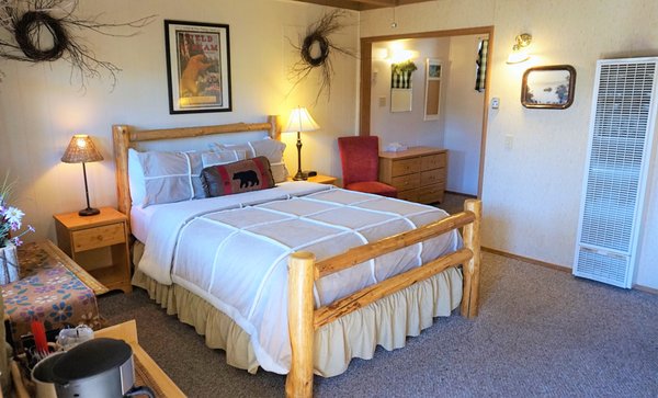 Mother Nature's Inn by null