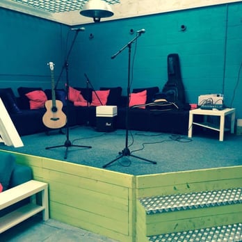 The Castle Inn - The Castle Inn Open Mic Night - Tapas/Small Plates Near Me - Castle Donington, LEC The Castle Inn - The Castle Inn Open Mic Night - Tapas/Small Plates Near Me - Castle Donington, LEC