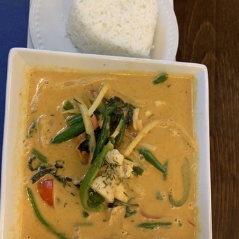 Blooming Thai - #39 Red Curry - Thai Near Me - Bloomington, Indiana