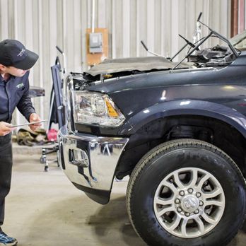 TOTAL Collision & PDR Hail Repair - Body Shops Near Me - Carol Stream, Illinois TOTAL Collision & PDR Hail Repair - Body Shops Near Me - Carol Stream, Illinois