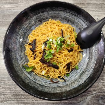 Laka  - Noodles in Onion Sauce - Chinese Near Me - Millbrae, California