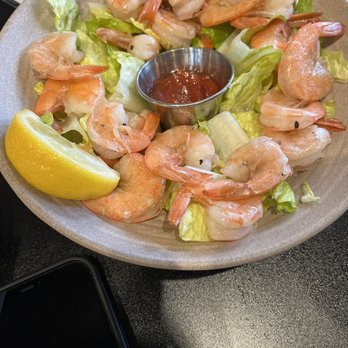 Worcester Beer Garden & Taproom - Pull & Eat Shrimp - Beer Bar Near Me - Worcester, Massachusetts