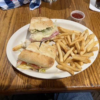 Shakers Restaurant - Burgers Near Me - Lynchburg, Virginia Shakers Restaurant - Burgers Near Me - Lynchburg, Virginia