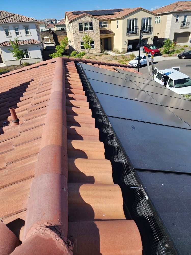 Slide of El Dorado Hills Gutter and Solar Panel Cleaning