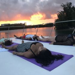 Sunset Yoga Cruise - Sunset Yoga meditation