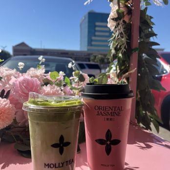 Molly Tea - Jasmine Matcha Jasmine Peach Oolong - Coffee & Tea Near Me - Houston, Texas Molly Tea - Jasmine Matcha Jasmine Peach Oolong - Coffee & Tea Near Me - Houston, Texas