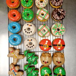 VS Donuts Croissants