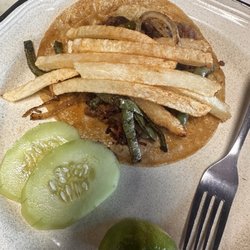 Delicias Del Barrio - Taco campechano