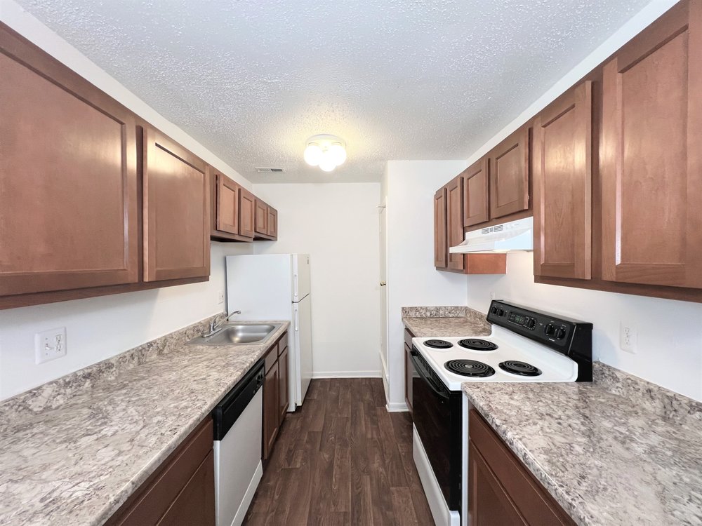 KIMBERLY CLUB APARTMENTS Updated May 2024 13 Photos 34830 Pisces