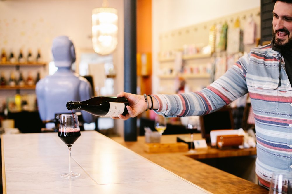 VIE & VIN Updated October 2024 172 Sunset Ave, Edmonds, Washington