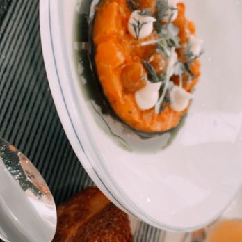 Hau Tree - Salmon tartare - Seafood Near Me - Honolulu, Hawaii