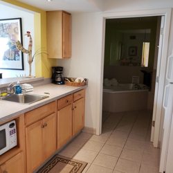 BeachWay Resort & Hotel - Kitchen & bathroom in the background