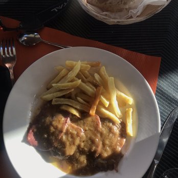 El Lienzo - Pork tongue - Spanish Near Me - Ávila, AV