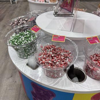 IT'SUGAR - Candy Stores Near Me - Austin, Texas