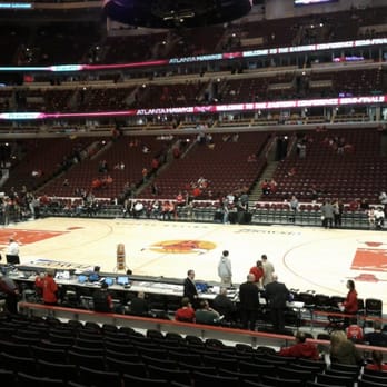 United Center - Stadiums & Arenas Near Me - Chicago, Illinois United Center - Stadiums & Arenas Near Me - Chicago, Illinois