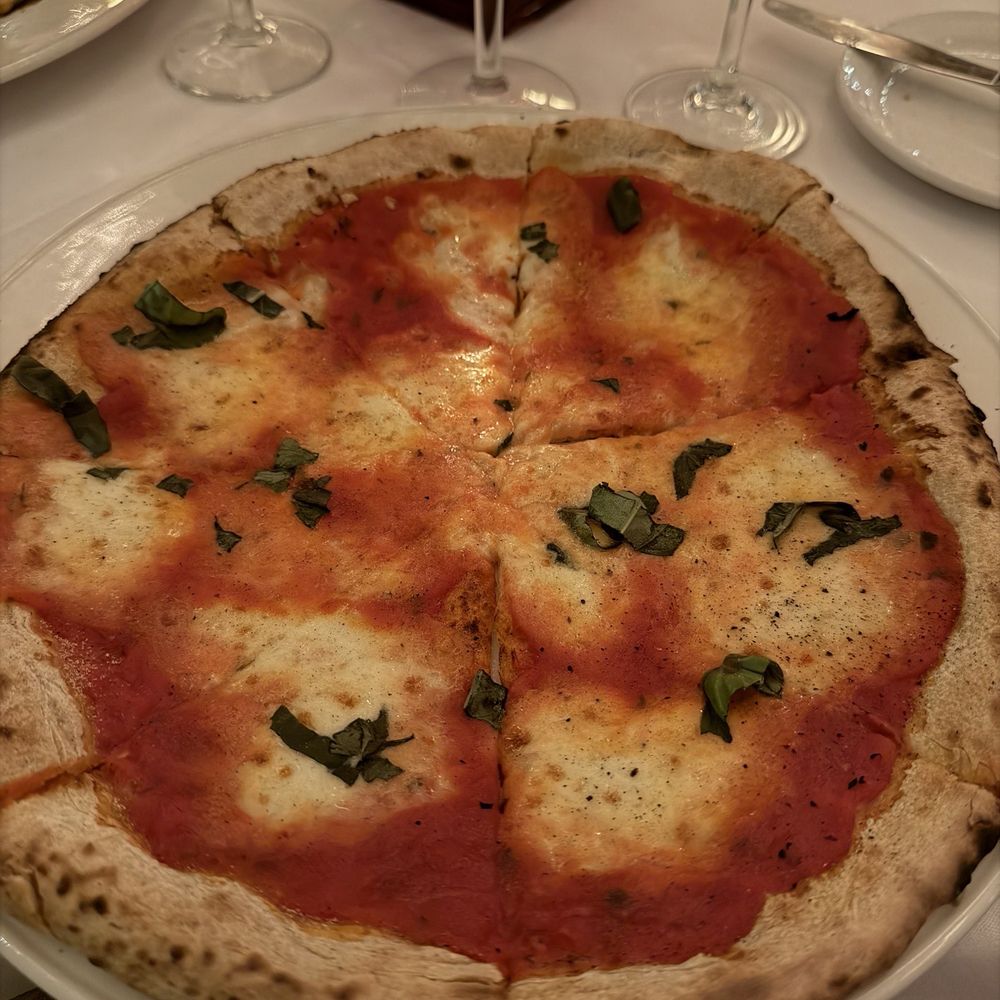 Marios Place - Margherita Pizza - Italian Near Me - Riverside, California Marios Place - Margherita Pizza - Italian Near Me - Riverside, California