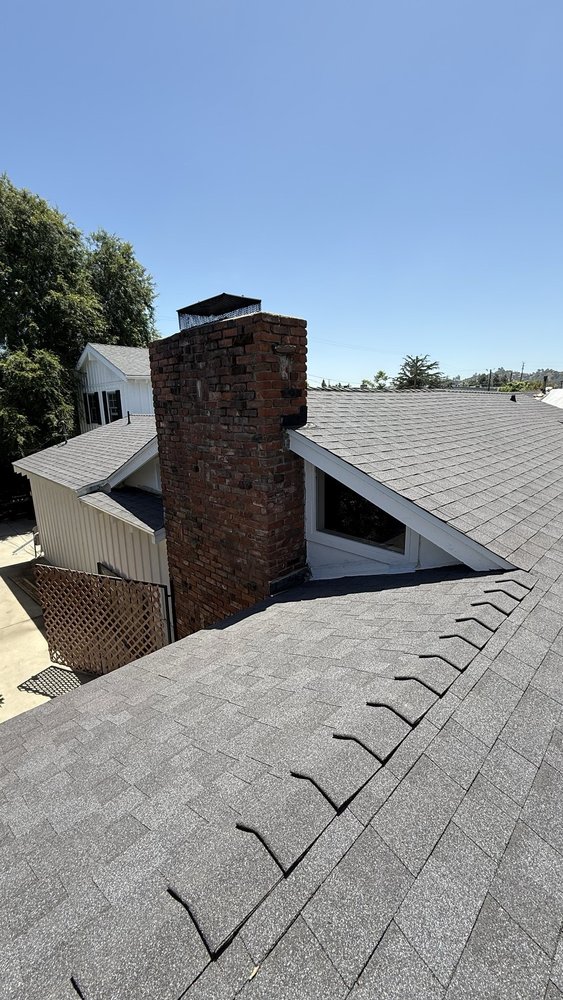 Slide of Golden Summit Roofing