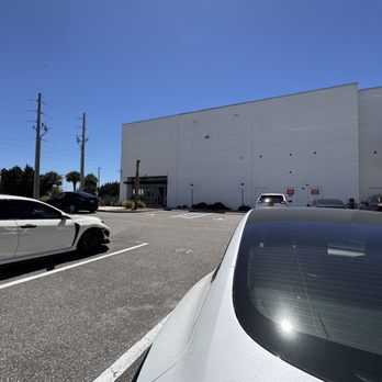 Tesla - Building front - Car Dealers Near Me - Orlando, Florida