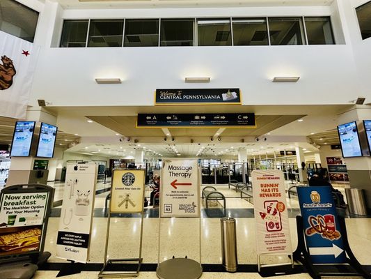 Harrisburg International Airport by null