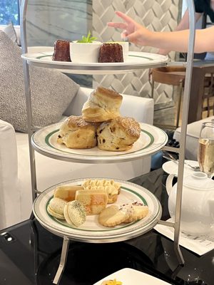 Boxwood Restaurant & Bar by null