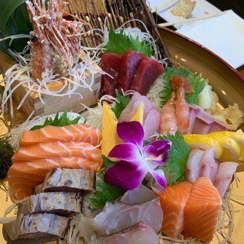 Fuji Sushi - Sashimi plate - Sushi Bars Near Me - Seattle, Washington