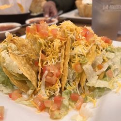 La Hacienda - Arlington - 4 taco plate