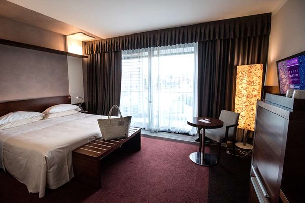 Aqualux Hotel Spa Suite & Bardolino by null