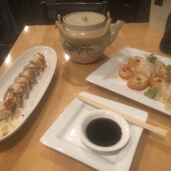 Sushi Brokers Arcadia - Excellent fresh Sushi and green tea - Sushi Bars Near Me - Phoenix, Arizona Sushi Brokers Arcadia - Excellent fresh Sushi and green tea - Sushi Bars Near Me - Phoenix, Arizona