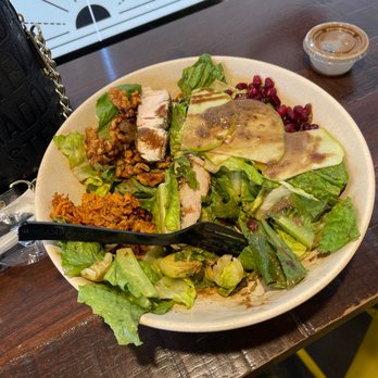 Modern Market Eatery - Winter Harvest Salad - Salad Near Me - Austin, Texas Modern Market Eatery - Winter Harvest Salad - Salad Near Me - Austin, Texas