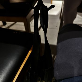 San Paolo Pizzeria - Look closely!!! They have hooks under the table to hang your bags - Pizza Near Me - Honolulu, Hawaii