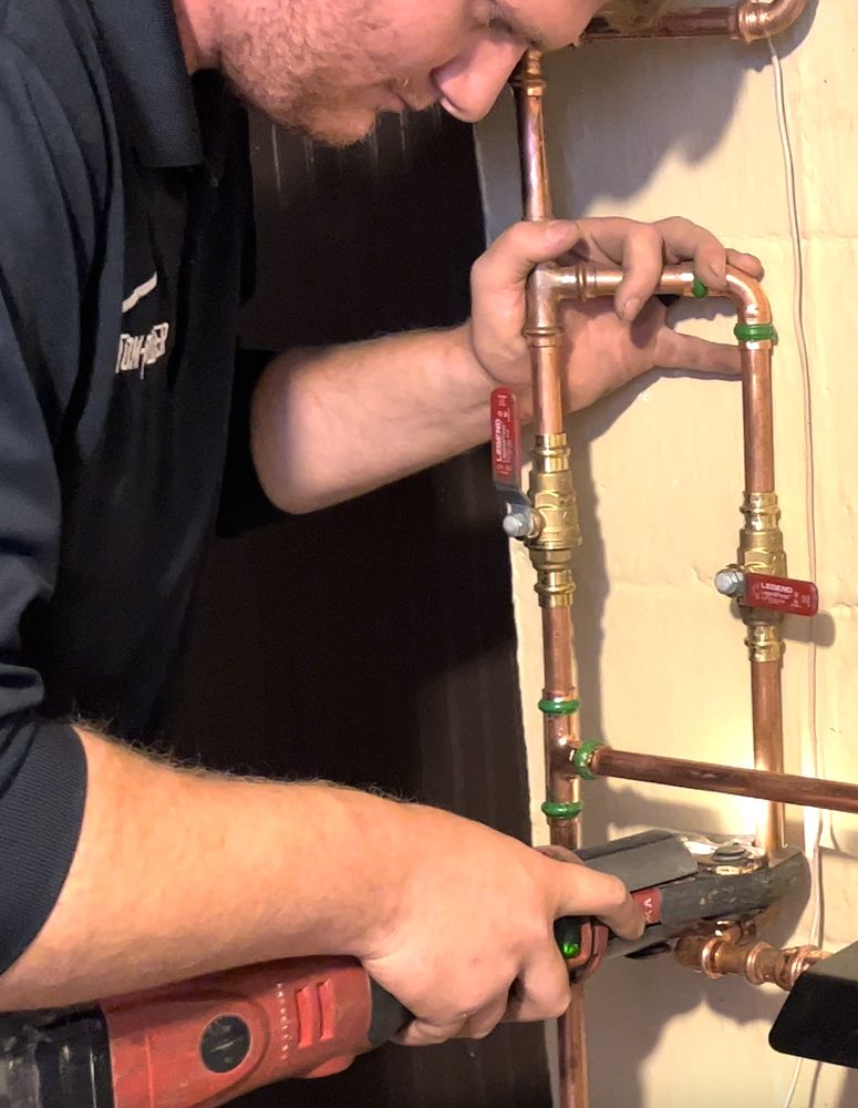 Slide of 1-Tom-Plumber