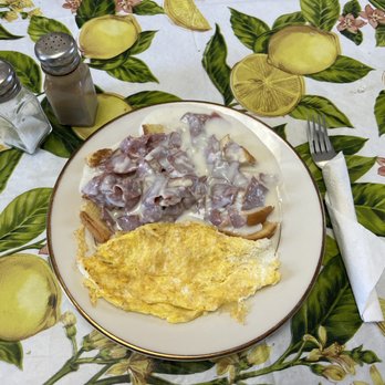 Sparky's Cafe - Chipped Beef and Scrambled Eggs - Cafes Near Me - Glenolden, Pennsylvania Sparky's Cafe - Chipped Beef and Scrambled Eggs - Cafes Near Me - Glenolden, Pennsylvania