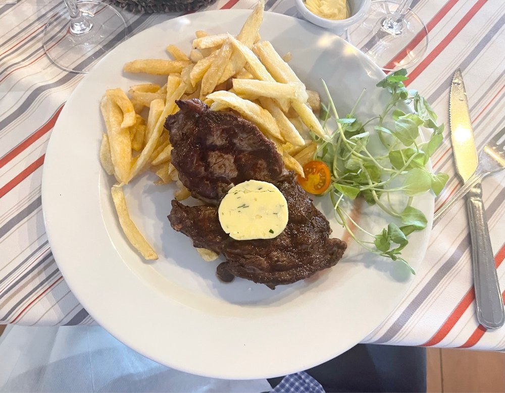 Le Bistrot