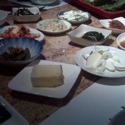 Jang Su Jang - Side dishes galore....but nothing really stood out.