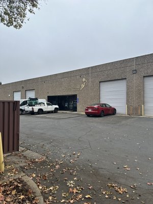 Dao Distillery by null