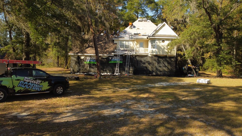 Slide of Ridgecut Roofing