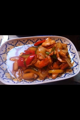 Cats Cafe des Artistes Thai Restaurant by null