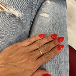 Deluxe Nail Bar And Spa - Gel manicure!!
