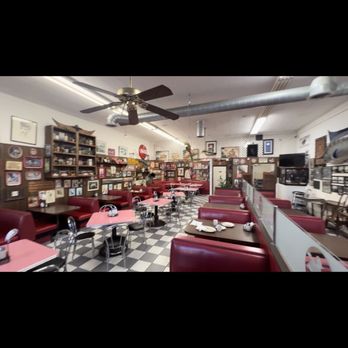 Bun-N Burger - The inside of Bun N Burger , lots of cool things inside - Burgers Near Me - Alhambra, California