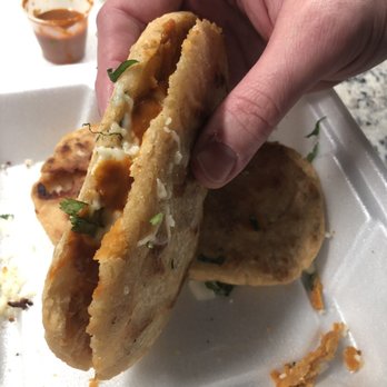 Los Valedores - Tlacoyos. Vegetarian goodness. 10/10. - Food Trucks Near Me - Birmingham, Alabama Los Valedores - Tlacoyos. Vegetarian goodness. 10/10. - Food Trucks Near Me - Birmingham, Alabama