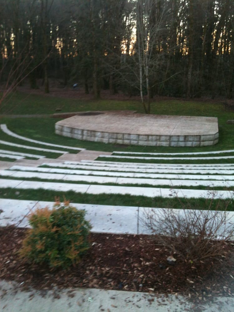 Keizer Rotary Amphitheater - wedding in Keizer, OR