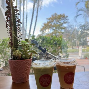 Aguila Coffee - guava matcha and con chata - Coffee & Tea Near Me - Orlando, Florida