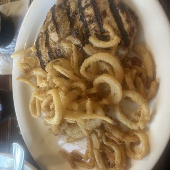 R Place - Grilled chicken breast with onion straws - New American Near Me - Greenwood, South Carolina R Place - Grilled chicken breast with onion straws - New American Near Me - Greenwood, South Carolina