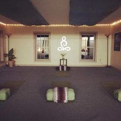 Mountain CommUnity Yoga