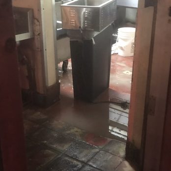 Hula Hut - Kitchen smell like sewage - Tex-Mex Near Me - Austin, Texas