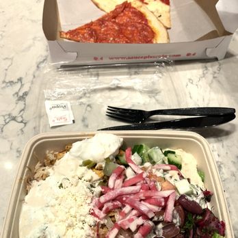 NAYA - Chicken shawarma Side of Rice with Vermicelli w/all toppings - Mediterranean Near Me - New York, New York NAYA - Chicken shawarma Side of Rice with Vermicelli w/all toppings - Mediterranean Near Me - New York, New York