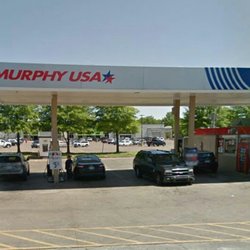 Murphy Oil USA 6908 - This station accepts WalMart store cards. I love that option when I'm short on cash.