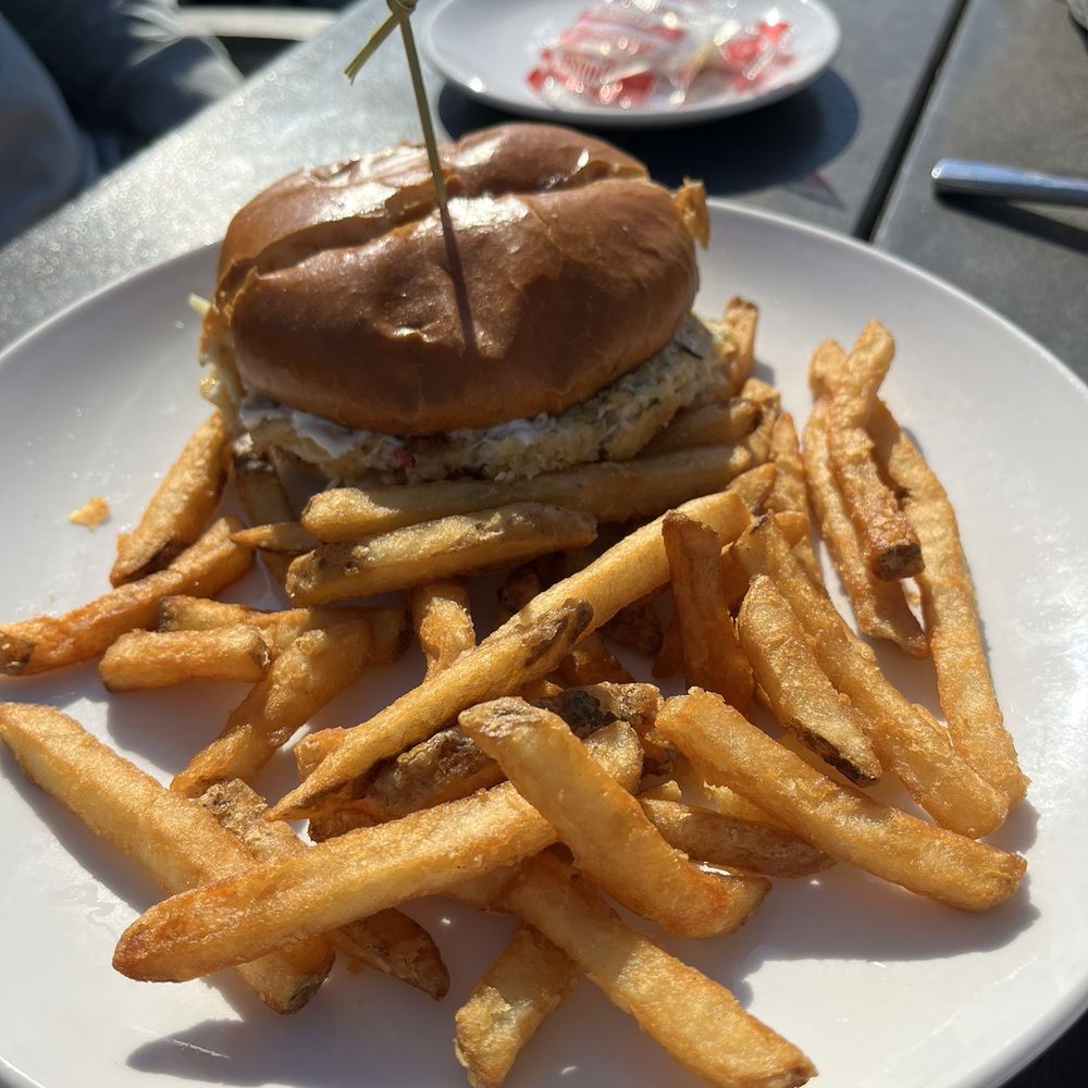 Elijah's Restaurant - Crabcake Sandwich - Seafood Near Me - Wilmington, North Carolina Elijah's Restaurant - Crabcake Sandwich - Seafood Near Me - Wilmington, North Carolina