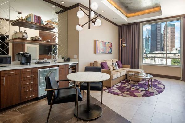 Embassy Suites by Hilton Seattle Downtown Pioneer Square by null