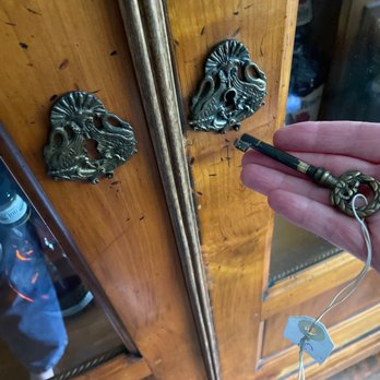 Architectural Salvage - Working lock with key! - Antiques Near Me - Louisville, Kentucky